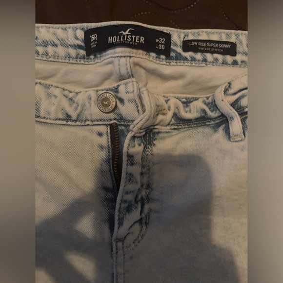 Hollister jeans size 15R and 15S distressed acid wash - Picture 3 of 3